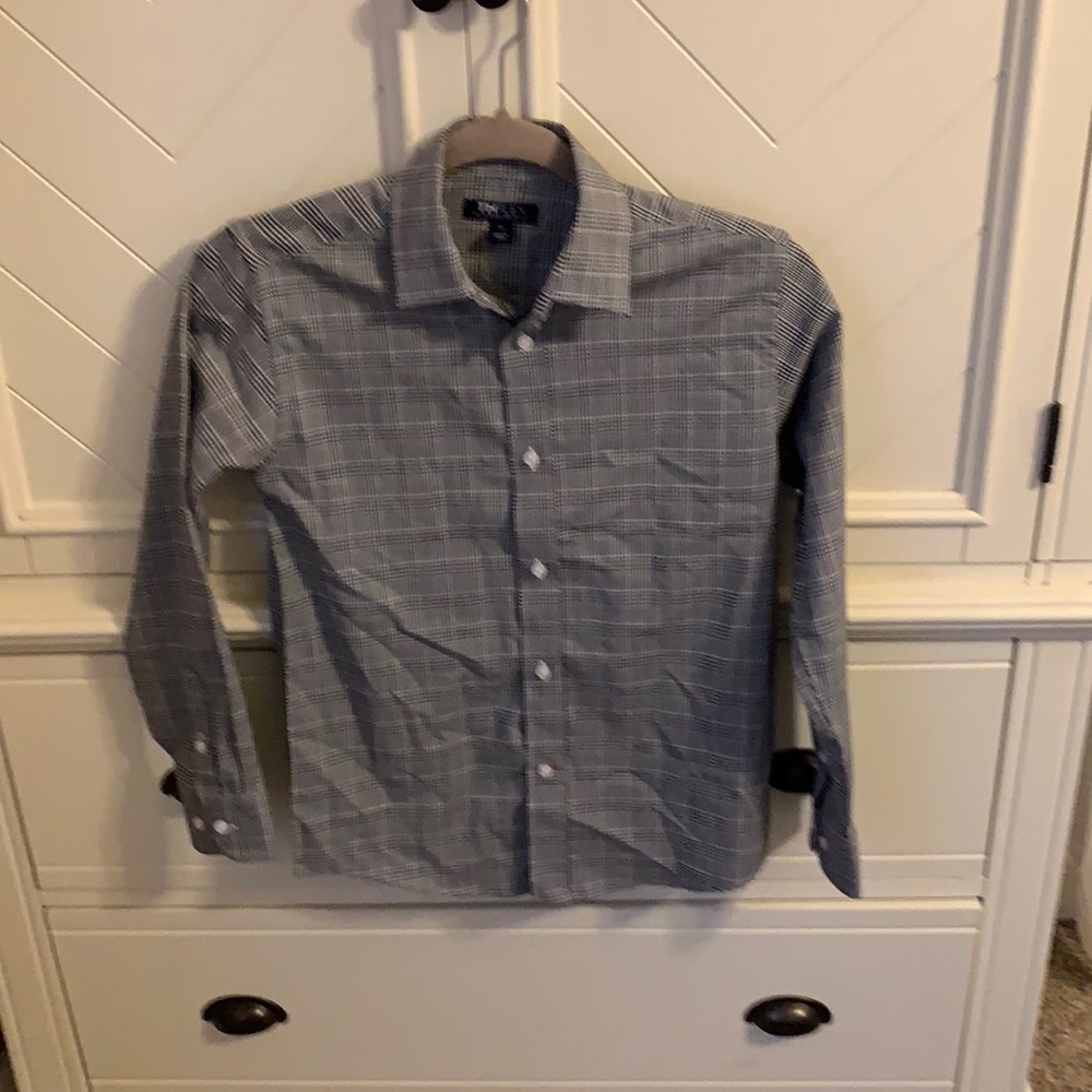 Tommy Hilfiger boys dress shirt